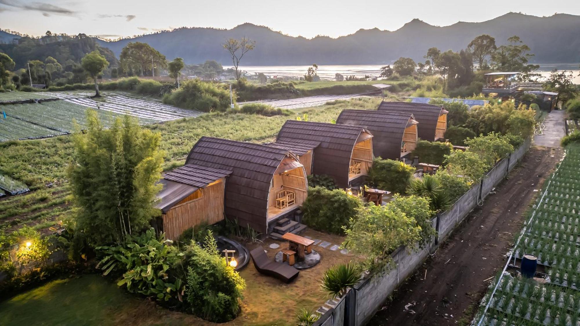 Tegal Bamboo Cottages & Private Hot Spring Baturaja  Εξωτερικό φωτογραφία