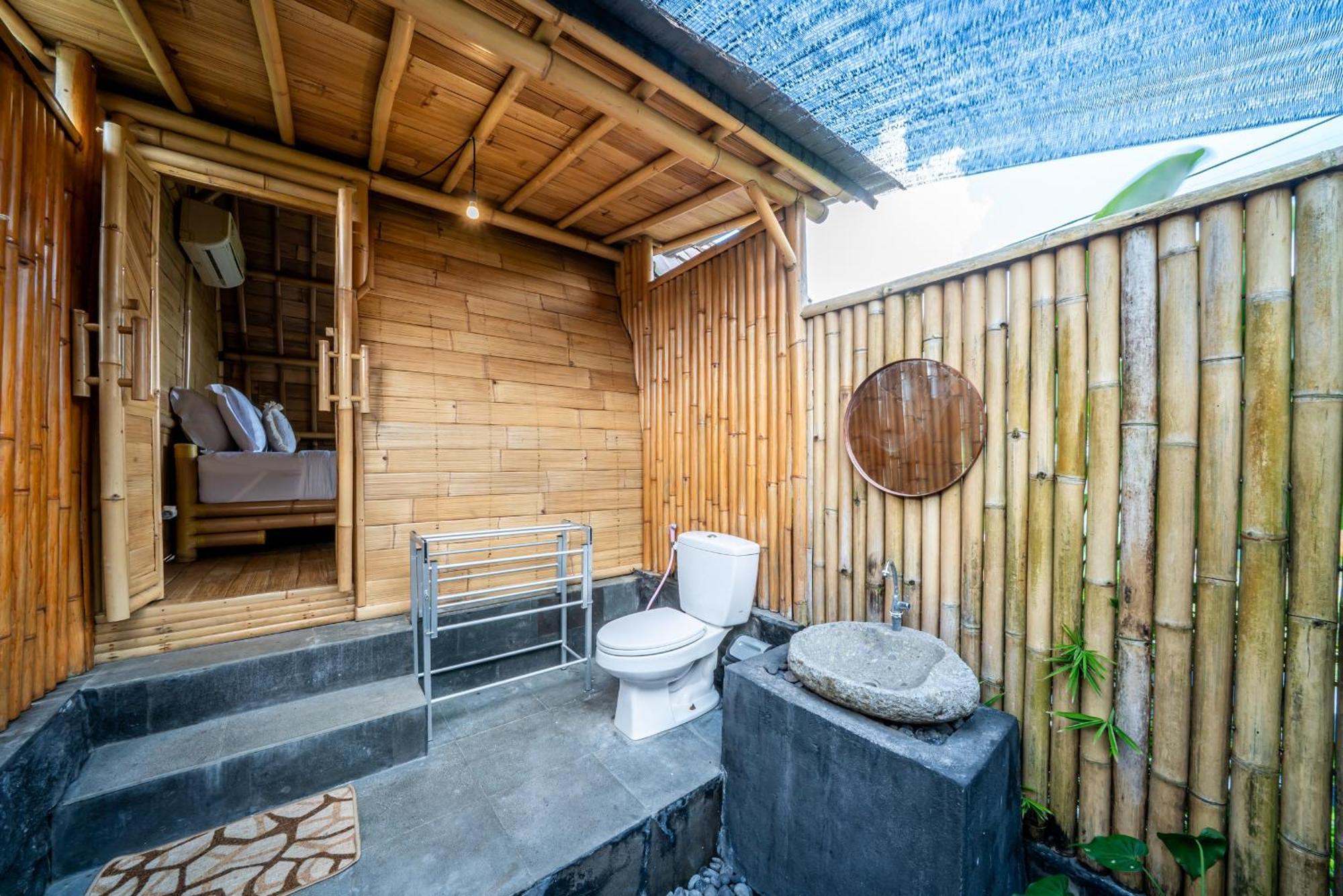 Tegal Bamboo Cottages & Private Hot Spring Baturaja  Εξωτερικό φωτογραφία
